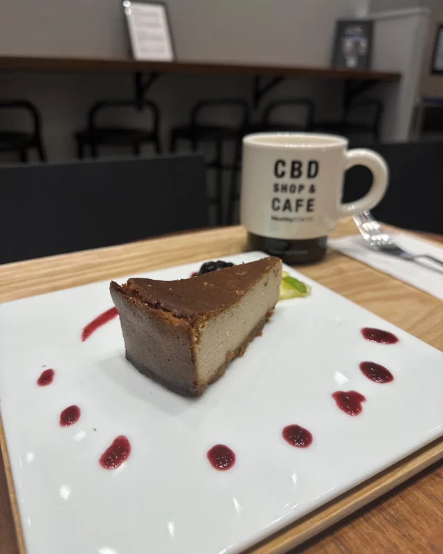 ニューヨークスタイルのチーズケーキとコーヒーケーキ ヴィーガン・チーズケーキ・ニューヨークスタイル（4個入り